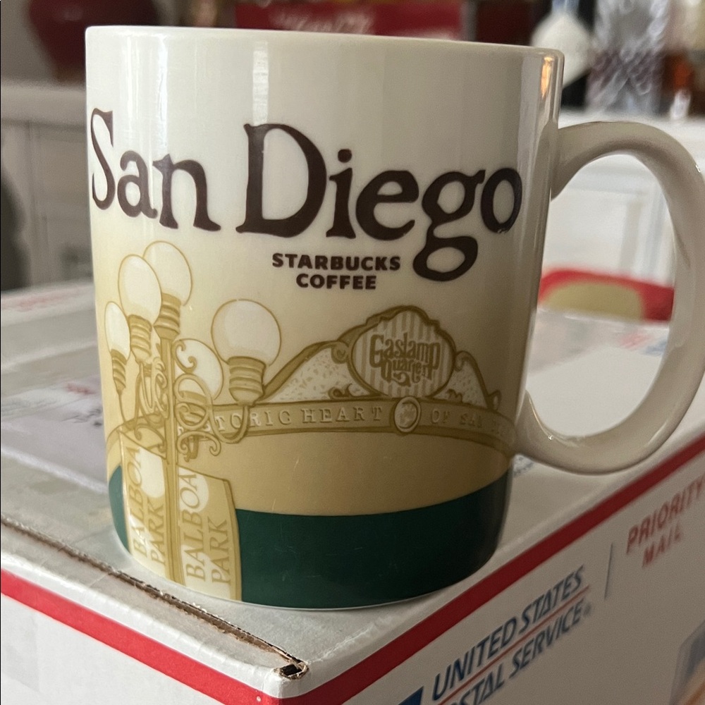 MUG/ Starbucks San Diego Mug - Cream and Green